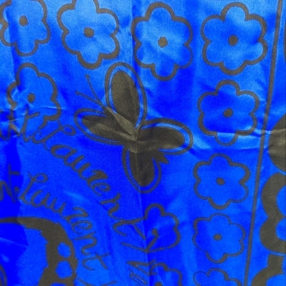 Very Rare Print Authentic YSL Yves Saint Laurent Silk Scarf - Picture 9 of 13
